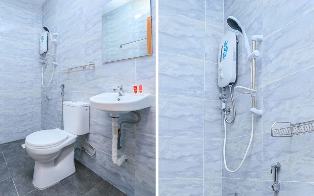 Roselyn Inn by OYO Rooms