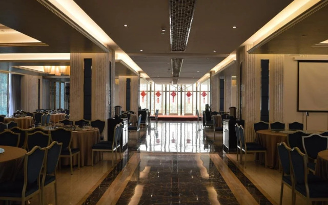 Yichang Riverside No.1 Hotel