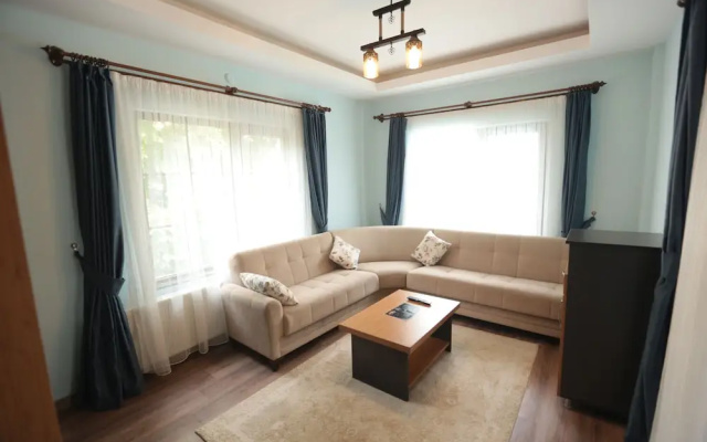 Çeli̇k Resort