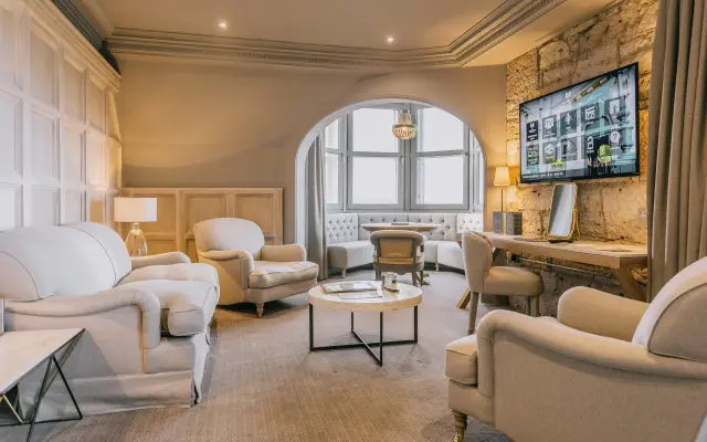 The Scotsman Hotel
