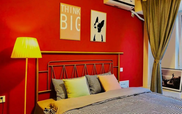 Bulldog Apartment