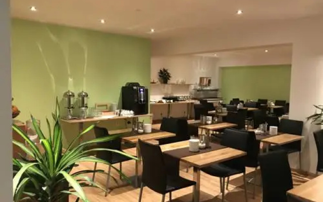 Montagehotel LivingLinz