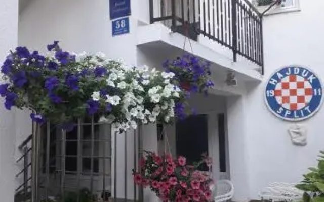 Apartments Šime