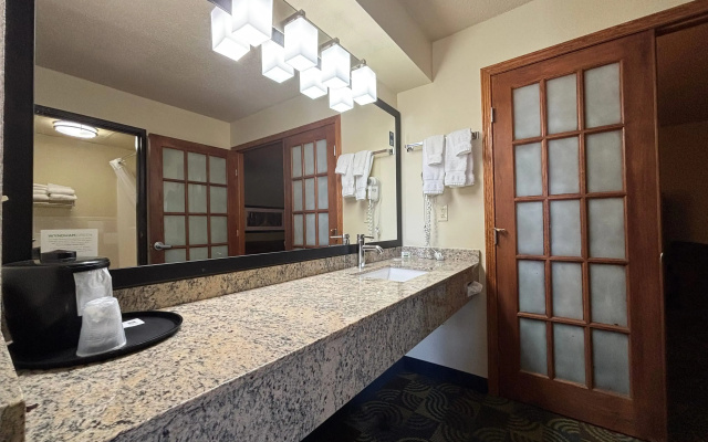 AmericInn by Wyndham Kewanee