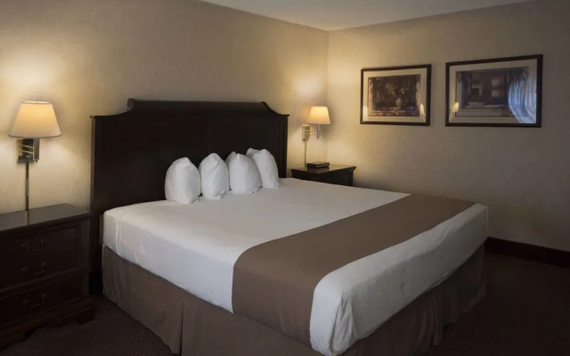 Moberly Inn And Suites