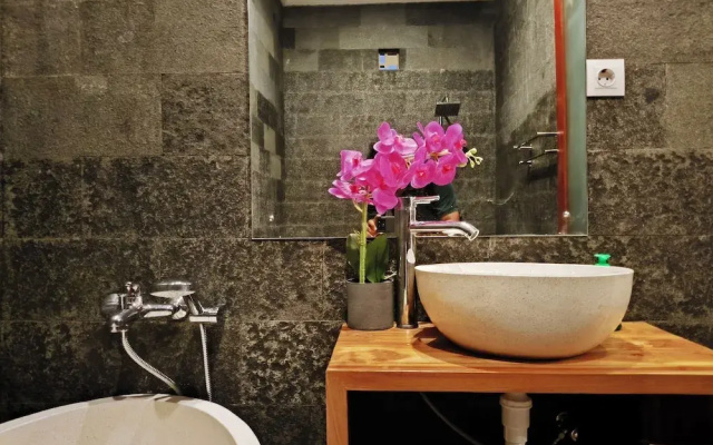 Roberto Suites Ubud View by EPS