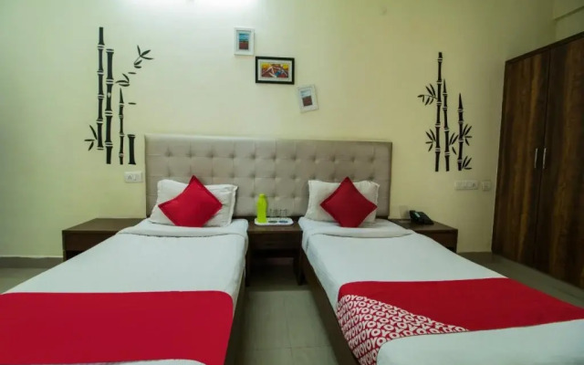 FabHotel ANS Cyber Castle HiTech City