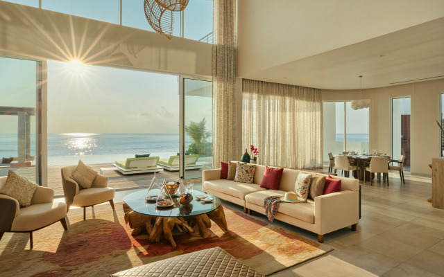 Jumeirah Olhahali Island