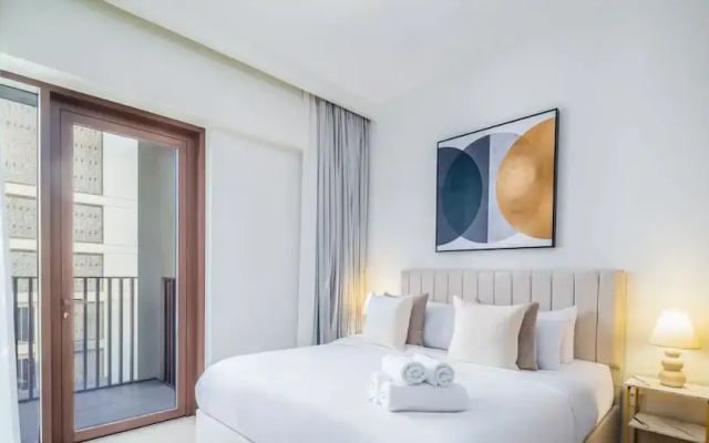 LUX  The Dubai Creek Beach Suite