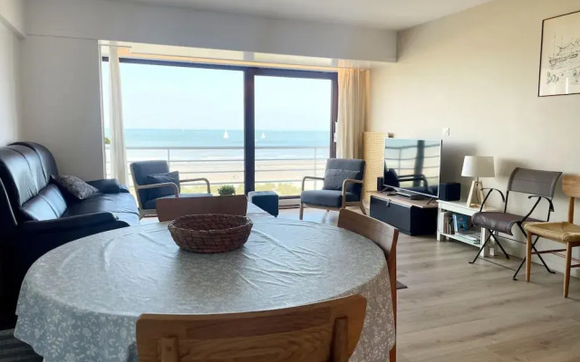 Apartment in Nieuwpoort by the Marina