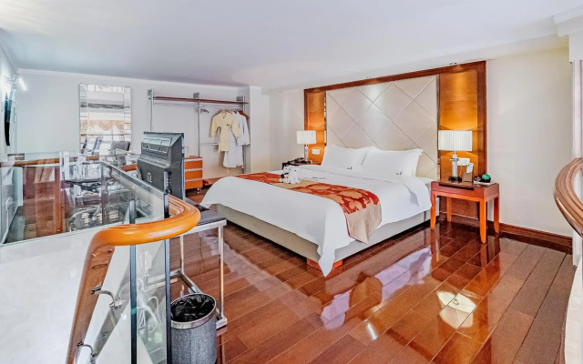 South & North International Apartment