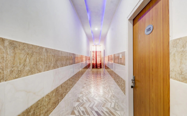 OYO 77271 Hotel Riverview