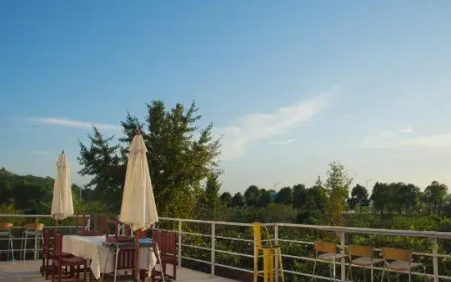 Yi lu sheng hua Homestay（Taihu Xishan Island Store）