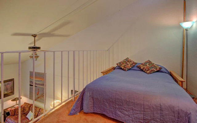 Alpenrose 303 2 Bedroom Condo by RedAwning