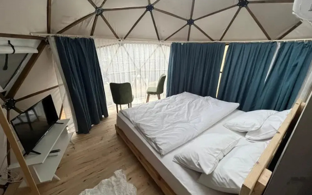 The Hill Glamping