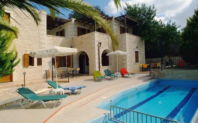 Villa Marcos Chara in Asteri