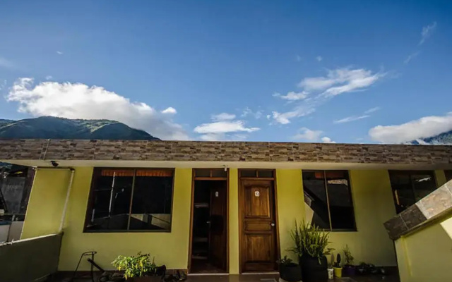 Papachos Hostel