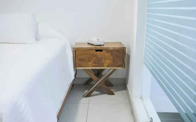 Hotel & Suites Punto Oriente