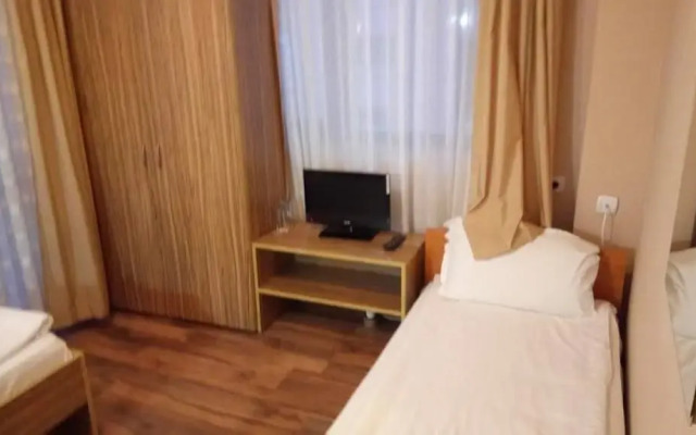 Asya Guest House