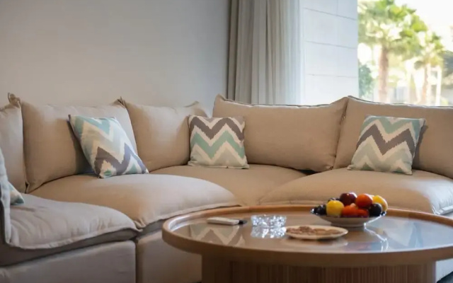 Vesta - Luxury APT - 2BR - G-cribs IV
