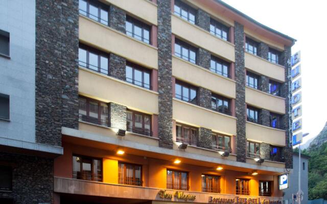 Отель Insitu Eurotel Andorra Андорра, Лес-Эскальдес - отзывы, цены и фото номеров - забронировать отель Insitu Eurotel Andorra онлайн вид на фасад