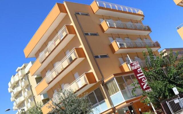 Hotel Nella Римини вид на фасад