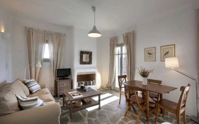Idyllic Holiday Villa Gardenview Nr Beach by VillaRentalsgr