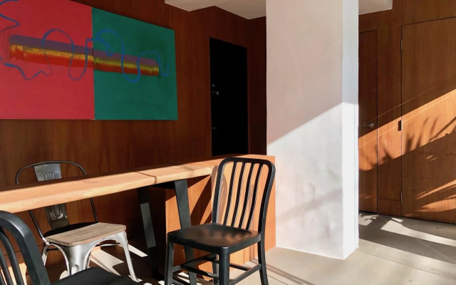 Gomez House