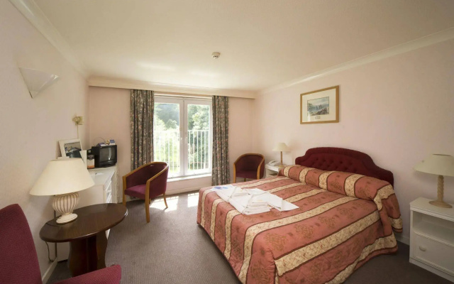 The Caledonian Island Hotel