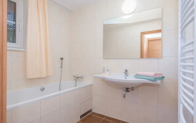 Traditional Style Villa with 2 Bathrooms near River Moselle