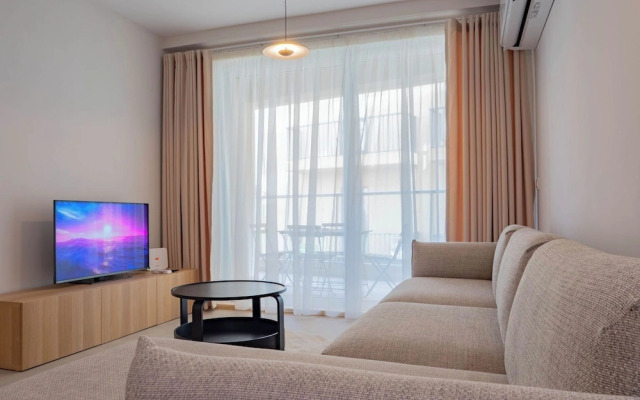 Lovely Contemporary Apartment Off St. Julian's
