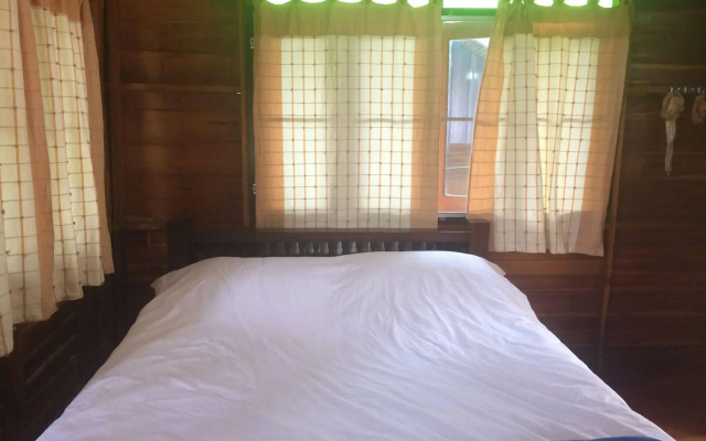 Maeyen House
