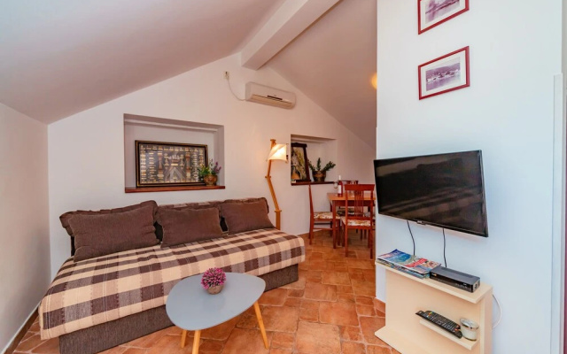 Apartment Bigovo Veljic-jaz