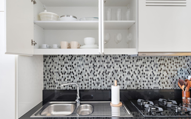 Silkhaus New High Floor Studio Aykon City