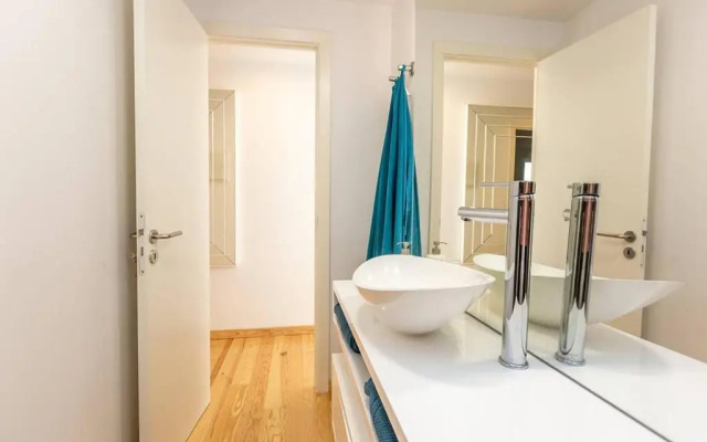 Cascais Seaside Duplex - 200m from the beach!