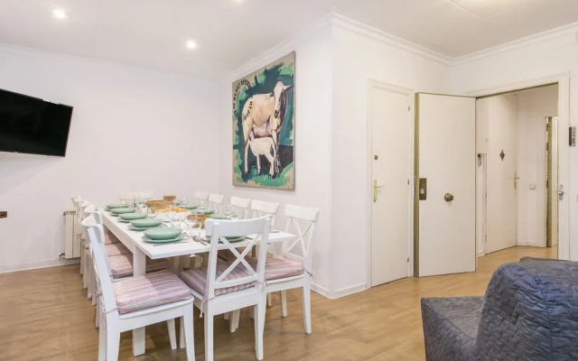 Stunning Apartment Bruc