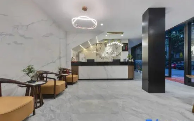 Y.C  hotel