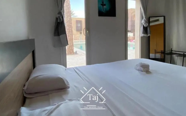 TAJ HOME, exotic ground 2 bedroom, pool, Scarab