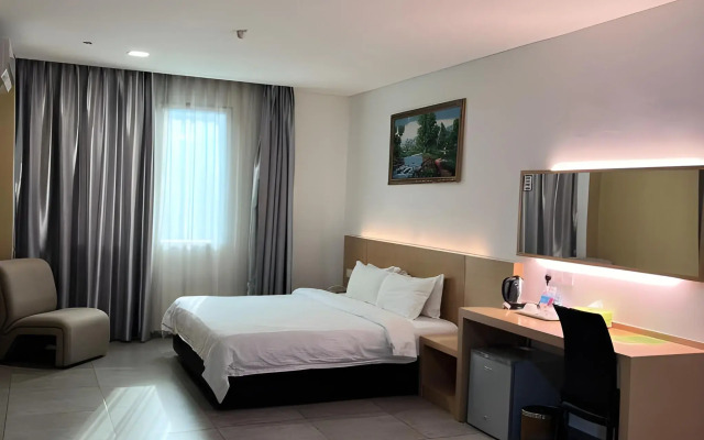 Paragon Lutong Hotel