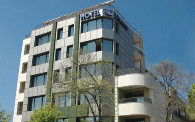 Hotel Divesta вид на фасад