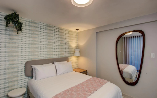 Trópica Beach Hotel