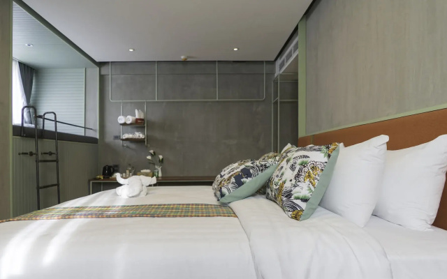 Samsen Street Hotel
