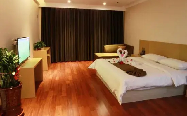 Zhangye Xilaishun Holiday Hotel (Railway Station No.1 Middle School)