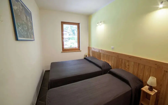 Spacious Apartment in Antey-Saint-André near Ski Lift