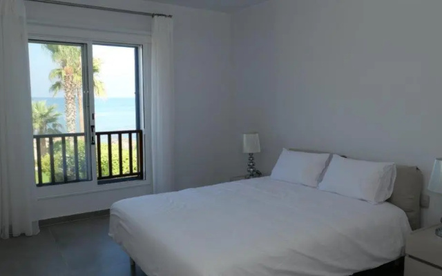 Resitour - Apollo Beach Villa 37