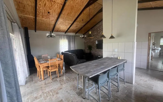 Stay@51 Botha