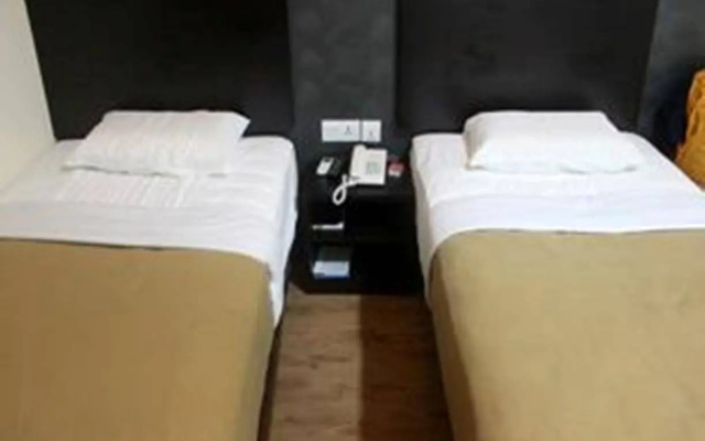 Tai Pan Hotel In Kuching Malaysia From 30 Photos Reviews Zenhotels Com