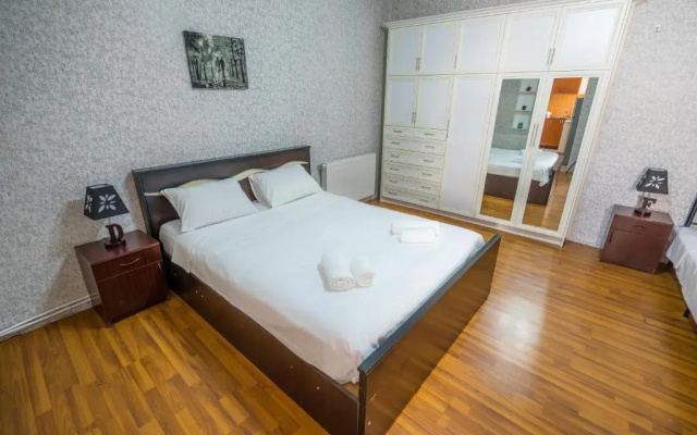 Tbilisi 300