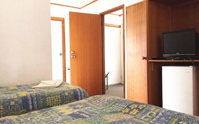 Eden Nimo Motel