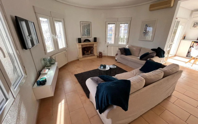Beautiful holiday home in Ciudad Quesada with private pool